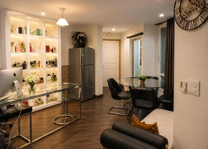 The Greenway Sukhumvit 50 公寓式飯店 *